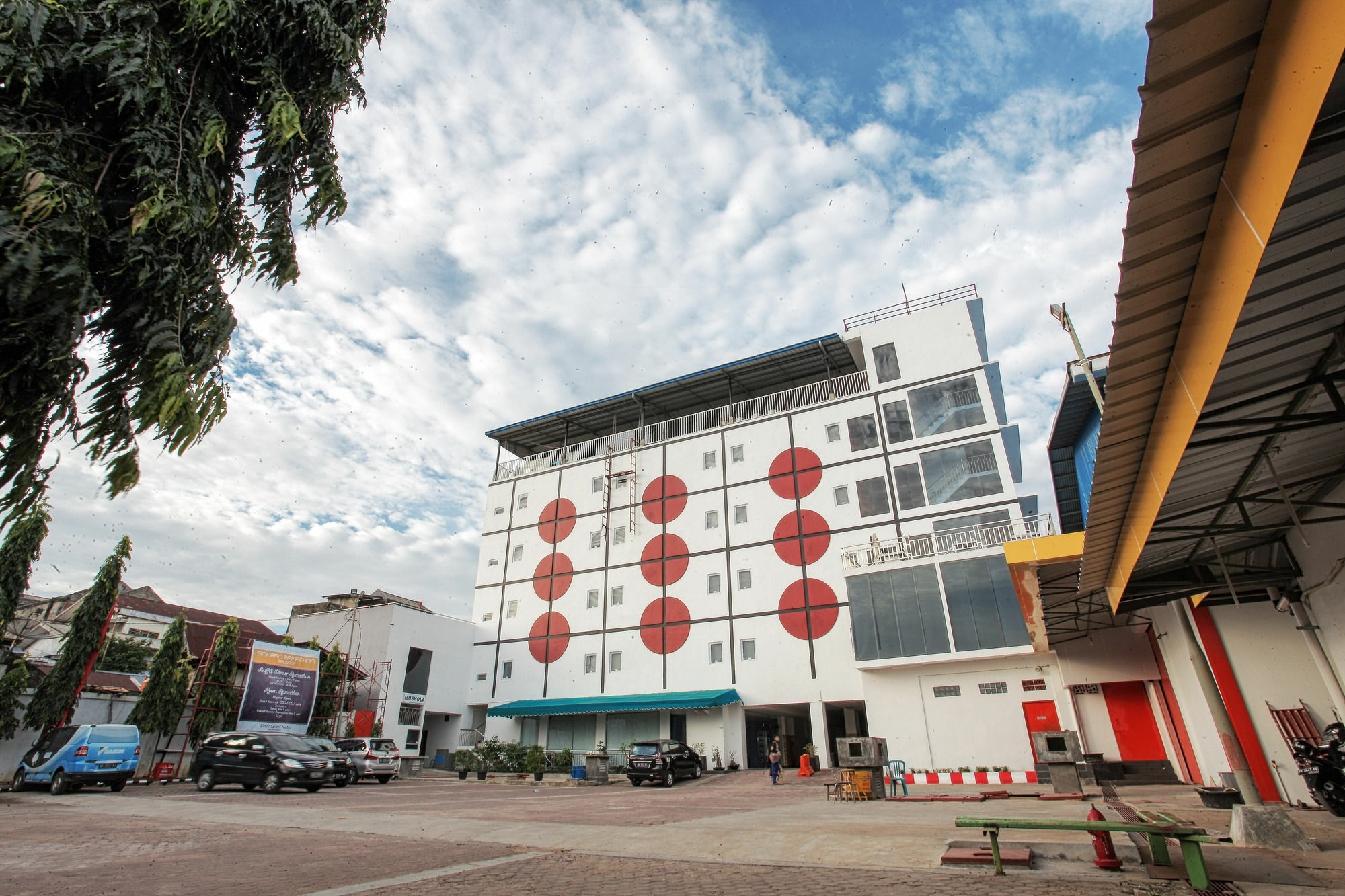 Sinar Sport Hotel Бенгкулу Екстериор снимка