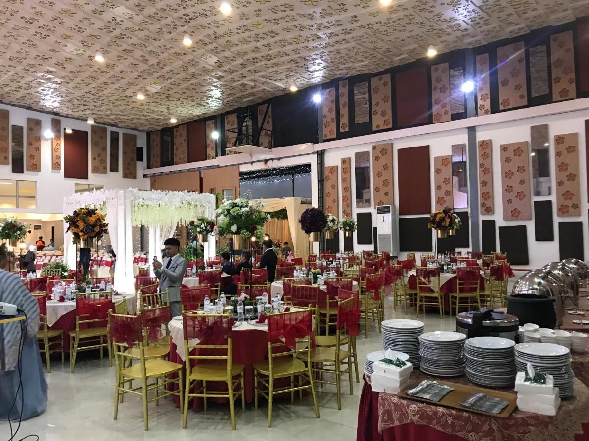 Sinar Sport Hotel Бенгкулу Екстериор снимка